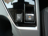 【AVH(オートビークルホールド)】信号待ちなどの停止時にブレーキペダルから足を離しても車両の停止状態を保持する機能☆