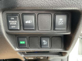運転席まわりの画像です。