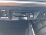 ETC搭載車しか通過できないスマートICが利用できるようになります。現在、スマートICの設置箇所も増えてきてます。また、料金所での小銭の出し入れや雨天時における窓の開閉などの紛らわしさも解消されます。