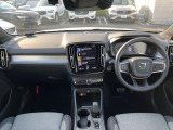 XC40 B4 AWD モメンタム 4WD 