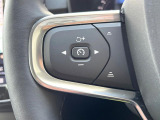 【全車速対応アダプティブクルーズコントロール】ミリ波レーダー+ステレオカメラ+赤外線により前方車輌を認識し、速度や車間距離を維持・調整。高速道路走行時や渋滞時にドライバーの負担を大幅に軽減します。