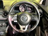 【純正革巻きステアリング】上質な革を使用することで、手にしっかり馴染みとても運転しやすいハンドルです♪