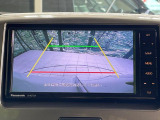 【バックカメラ】駐車時に後方がリアルタイム映像で確認できます。大型商業施設や立体駐車場での駐車時や、夜間のバック時に大活躍!運転スキルに関わらず、今や必須となった装備のひとつです!