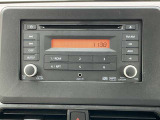 操作がシンプルな純正CDステレオです