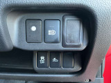 いつでも安心して運転できるようドライバーをサポートしてくれるうれしい機能充実です。