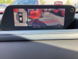 狭い場所での駐車やすれ違いなどでより的確な運転操作に役立つ360&deg;ビューモニターが装備されています。