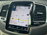 【9インチタッチスクリーン純正HDDナビ】「Apple Car Play」「Android Auto」対応のボルボ先進ナビゲーション「SENSUS」。最新地図データへ無料更新してお渡しします。