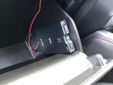 ETCが装着されています。再セットアップ後高速道路の料金所をノンストップで通過できて大変便利です。