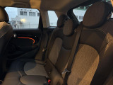 ◆LIBERALAは、輸入車選びの新たなスタイルを提案するインポート・セレクト・ブランドです。オーナー様となる方がクルマから直接感じる感性を第一にした、最良の一台との出会いをコーディネートいたします。
