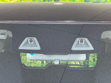 【三菱e-Assist】走行中に前方の車両等を認識し、衝突しそうな時は警報とブレーキで衝突回避と被害軽減をアシスト。より安全にドライブをお楽しみいただけます。