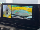 【アラウンドビューモニター】専用のカメラにより、上から見下ろしたような視点で360度クルマの周囲を確認することができます☆死角部分も確認しやすく、狭い場所での切り返しや駐車もスムーズに行えます。
