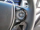 Hondaセンシングの機能のひとつ、アダプティブクルーズコントロール付!アクセルから足を離しても設定したスピードと前車との車間を保ち走行してくれます!車線維持もアシスト☆高速道路で疲労軽減ですね☆