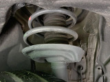 お車を安心してお乗りいただく為には、足回りの定期点検が欠かせません。サービスサポート(有償保証)では無料点検もご提供しており、安心のカーライフをお過ごしいただけるサポート体制が整っています。