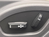【パワーシート】スイッチ一つで簡単にシート位置の微調整が可能!電動だから力もいりません!自分に最適なシートポジションにセットして、快適なドライブをお楽しみください。