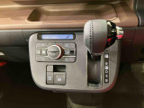 納車前にはプロのメカニックが、各部の点検を行います。ディーラーにしか出来ない品質、そしてサービスできっと満足していただけると思います!