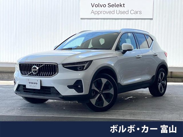 XC40 ウルトラ B4 AWD 4WD 