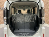 ■充実のアフターサービス■ 車の販売はもちろん、自社整備工場・自社鈑金工場・オイル交換&点検専門店舗を完備しておりますので納車後もお客様のカーライフをトータルでサポートいたします。