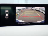 バックカメラ装備しております。駐車時に大変役に立ちますよ。駐車が苦手な方にも便利機能です。