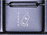 車線逸脱警報装置を装備しております。