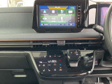 駐車ブレーキは電動式です。オートホールド機能付きで便利ですね