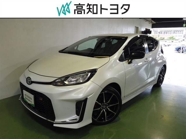 アクア 1.5 GRスポーツ 