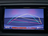 バックモニターで、後方を確認しながら安心して駐車することができます。運転初心者も熟練者も必須の機能ですよ!