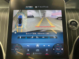 バックカメラにより駐車時の後方確認も楽にできます。