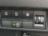 両側オートスライドドア装備!運転席のスイッチやリモンキーでも開閉操作が出来るので便利ですよ!