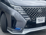 明るくスタイリッシュなLEDヘッドライト☆フォグランプも装備した迫力ある外観です♪
