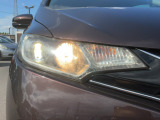 LEDヘッドライトが安全な夜間走行をサポートしてくれます♪照射範囲が広くなるので前方視界が全体的に明るくなり、夜間走行をしっかりアシスト♪