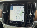 【9インチタッチスクリーン純正HDDナビ】「Apple Car Play」「Android Auto」対応のボルボ先進ナビゲーション「SENSUS」。最新地図データへ無料更新してお渡しします。