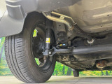 お車を安心してお乗りいただく為には、足回りの定期点検が欠かせません。サービスサポート(有償保証)では無料点検もご提供しており、安心のカーライフをお過ごしいただけるサポート体制が整っています。