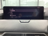 Bluetoothに接続することで、スマートフォンに入っている音楽アプリを車内で楽しめたり、通話が出来ます♪