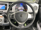 【純正革巻きステアリング】上質な革を使用することで、手にしっかり馴染みとても運転しやすいハンドルです♪