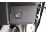【荷台作業灯スイッチ】夜間・朝方の作業など、暗い場所での作業の際に荷台を照らします!