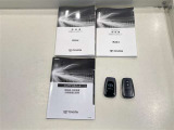 【キーレス】少し離れた場所からでもボタン一つでドアの開錠・施錠ができるのでとっても便利!