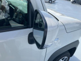スタッフが損害保険資格を持っておりますので、自動車保険の試算や各保険会社の保険料比較等についてもお気軽にご相談ください (当店は『損保ジャパン日本興和』 『東京海上日動』 の代理店です)。
