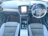 XC40 アルティメット B4 AWD ダークエディション 4WD 