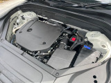 【B6エンジン(マイルドハイブリッド2.0Lターボ)】エコと走行性能の両立!エンジン単体で出力300PS+電気モーターのハイパフォーマンスパワートレインです。