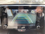 バックガイドモニターで、後方を確認しながら安心して駐車することができます。運転初心者も熟練者も必須の機能ですよ!