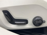 【パワーシート】スイッチ一つで簡単にシート位置の微調整が可能!電動だから力もいりません!自分に最適なシートポジションにセットして、快適なドライブをお楽しみください。