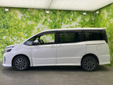 ヴォクシー 2.0 ZS 4WD 