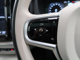 【全車速対応アダプティブクルーズコントロール】ミリ波レーダー+ステレオカメラ+赤外線により前方車輌を認識し、速度や車間距離を維持・調整。高速道路走行時や渋滞時にドライバーの負担を大幅に軽減します。