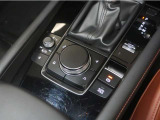 運転しながらでも手元を見ずに操作可能なマツダコネクトの操作ダイアルです!