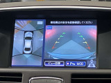 【アラウンドビューモニター】車を上から見下ろしているかのような映像で周囲の状況がひと目で確認、狭い駐車場に駐車するときも安心です♪