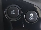 【VSA】ブレーキ時の車輪ロックを防ぐABS、加速時などの車輪空転を抑えるTCS、旋回時の横滑り抑制の3つの機能をトータルに制御!予期しないクルマの挙動の乱れを防ぐ安全装備です♪