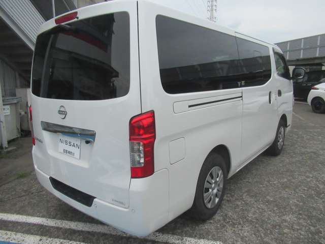 日産 キャラバン 2.4 EX ロングボディ ディーゼルターボ 4WD の中古車