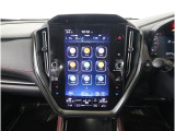 11.6インチの縦型ディスプレイに、ナビゲーション機能をはじめ、エンターテインメント、車両情報、エアコン操作、各種設定などを集約。タブレットのような感覚で、直感的に操作できます。