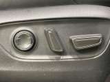 【パワーシート】スイッチ一つで簡単にシートの微調整が可能!電動だから力もいりません!快適なシートポジションにセットして、快適なドライブをお楽しみください。
