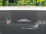 【トヨタセーフティセンス】走行中に前方の車両等を認識し、衝突しそうな時は警報とブレーキで衝突回避と被害軽減をアシスト。より安全にドライブをお楽しみいただけます。